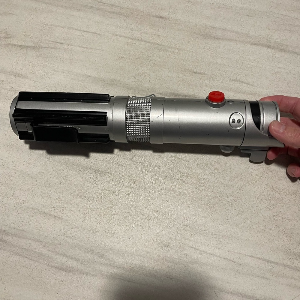 2004 Hasbro Anakin Skywalker green lightsaber